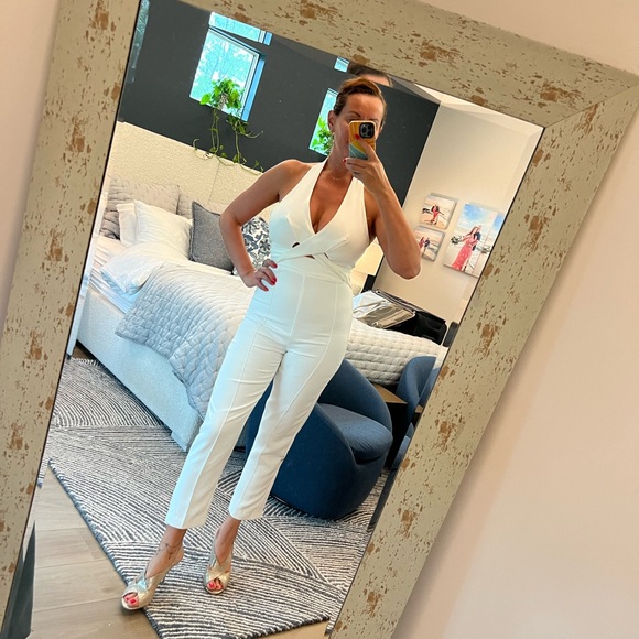 Do + Be White Jumpsuit - Picture 2 of 5